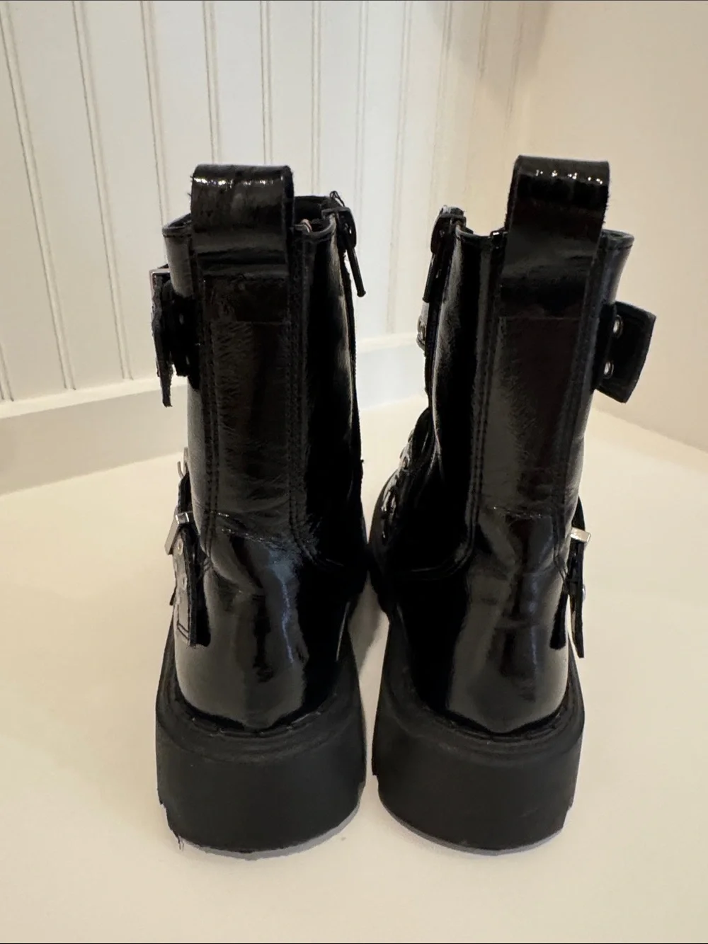 Zara chunky combat